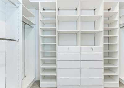 Cat Claw Custom Walk-in Closet
