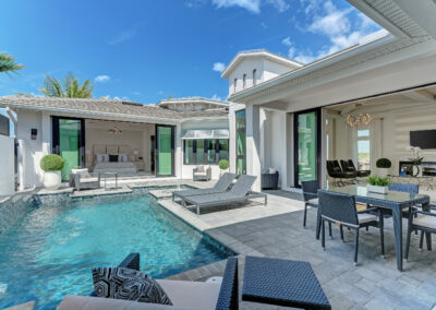 Cat Claw Courtyard