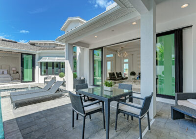 Cat Claw Courtyard